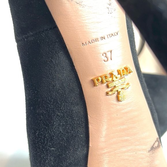 Prada Nero Camoscio Basic Platform Pumps - Picture 5 of 10